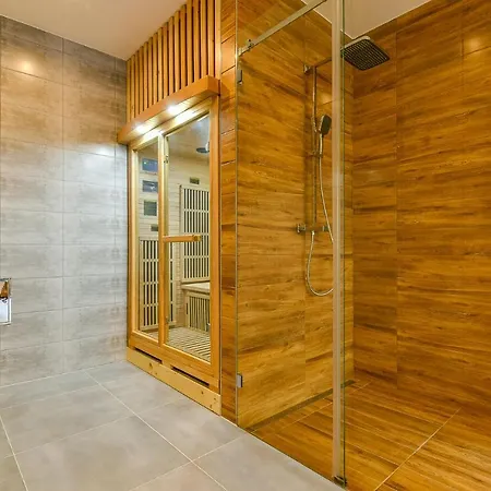 Hotel Stracena *