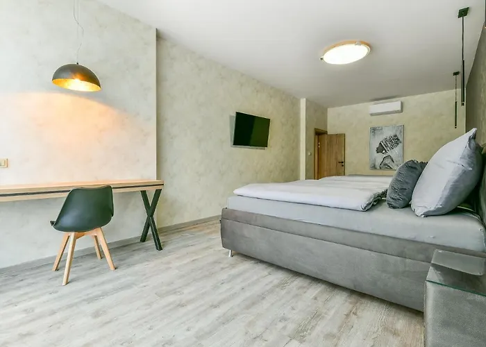 Stračena Hotel *